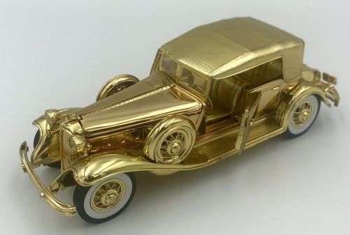 1932 Chrysler LeBaron Gold  (Gold Plated series)