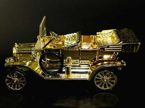1910 Ford Model T (Gold Plated series)