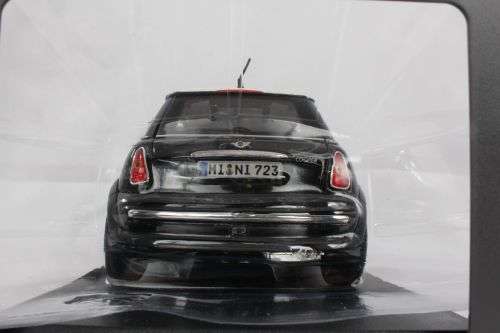 Mini Cooper British Racing Green