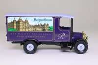`Holyroodhouse`The Queen`s 40th Anniversary