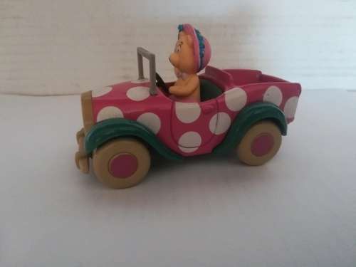 Tessie Bear Car With Figure