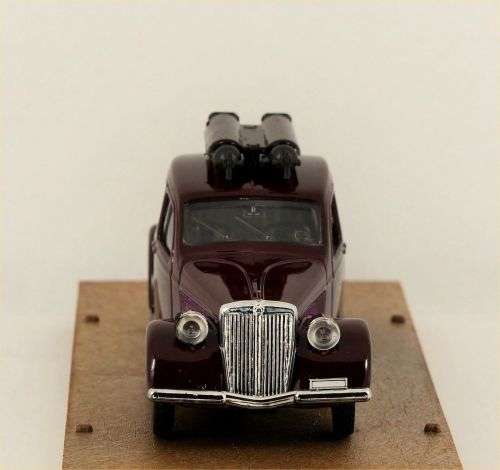 Lancia Aprilia in red - Methane version 1939-48