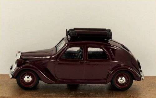 Lancia Aprilia in red - Methane version 1939-48