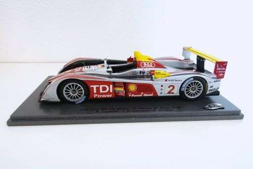 Audi - R10 TDI 5.5L Turbo V12