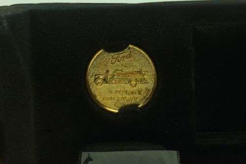 Ford Fire Truck 1938 Red with accessories and 24K coin