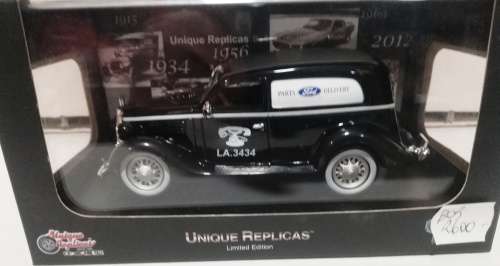 Ford Parts Delivery 1935 (Ltd Edition)