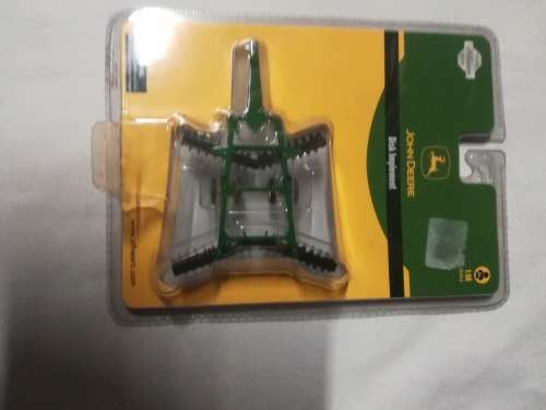 DISK IMPLEMENT JOHN DEERE