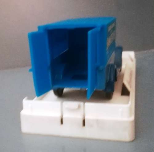Samaritaine Blue Delivery Truck