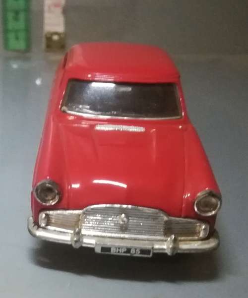 Ford Zephyr Mk2  in Red/Grey