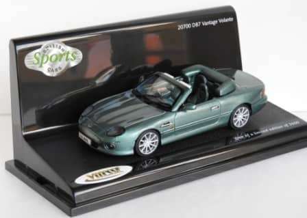 Aston Martin Vantage Volante