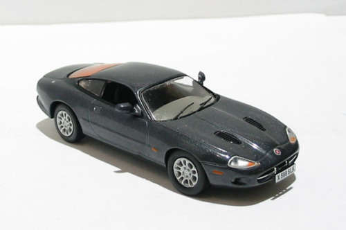 Jaguar XKR in slate grey