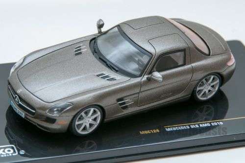 Mercedes SLS AMG 2010 grey,