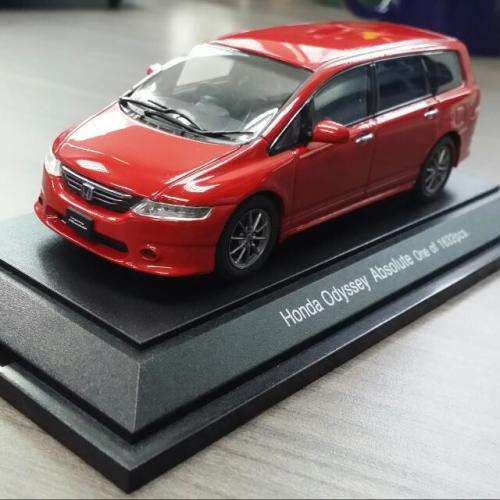 Honda Odyssey Absolute (Milano Red)