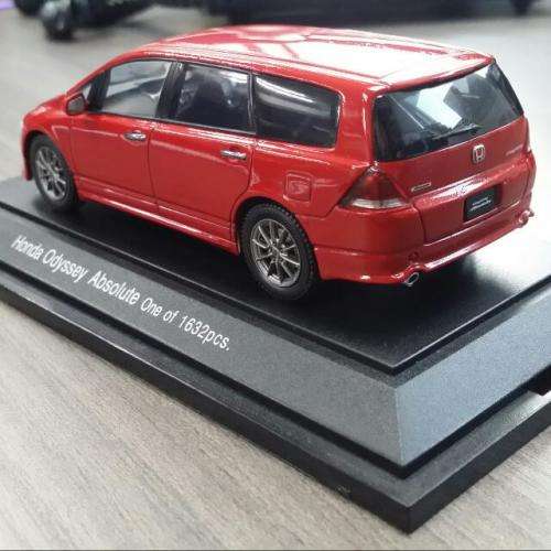 Honda Odyssey Absolute (Milano Red)