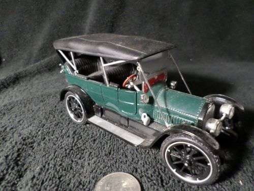 1913 Cadillac Touring Car