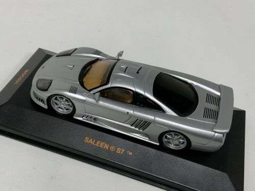 Saleen S7 Metallic Silver