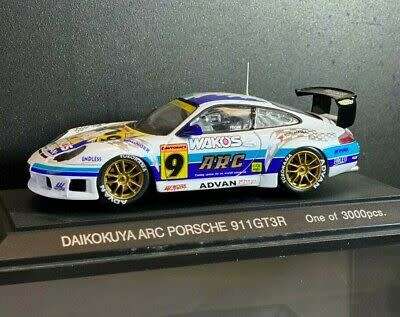 PORSCHE 911 GT3R 996