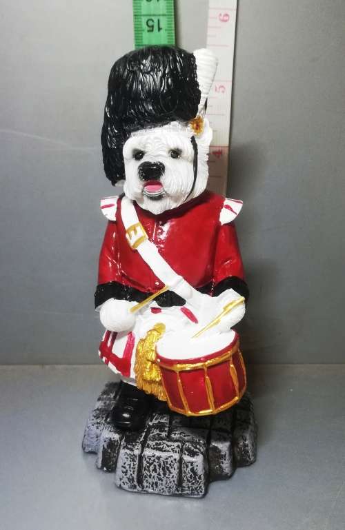 Scot`s Side Drummer Collectable Dog