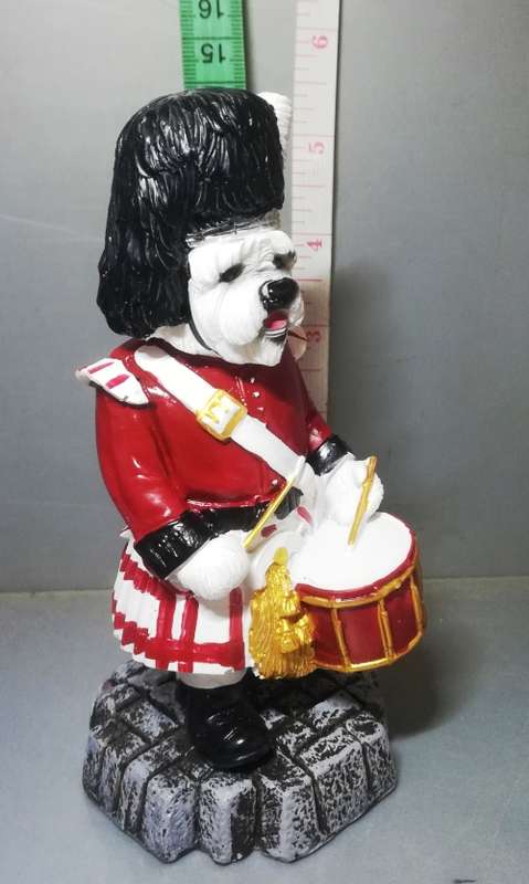 Scot`s Side Drummer Collectable Dog