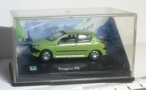 Peugot 206 green