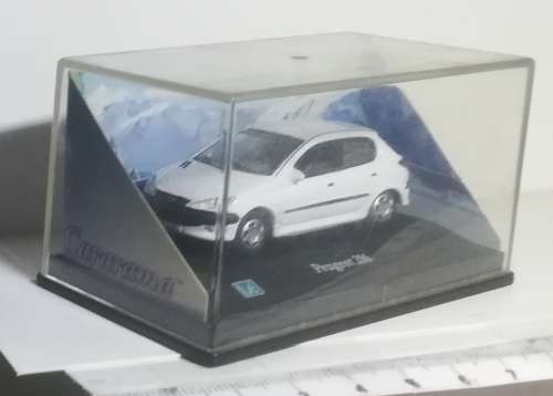 Peugot 206 white