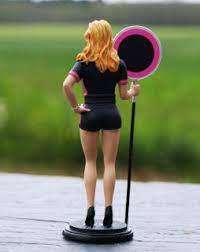 Grid Girl blonde