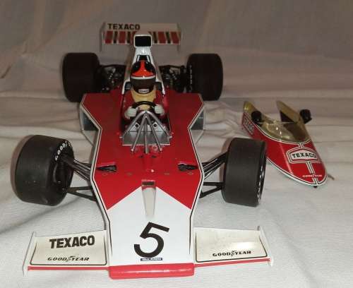 Gilles Villeneuve 1977 McLaren Ford M23 Texaco