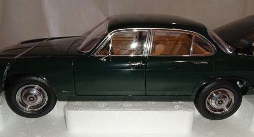Jaguar XJ6 Series I 4.2 Racing Green 1971