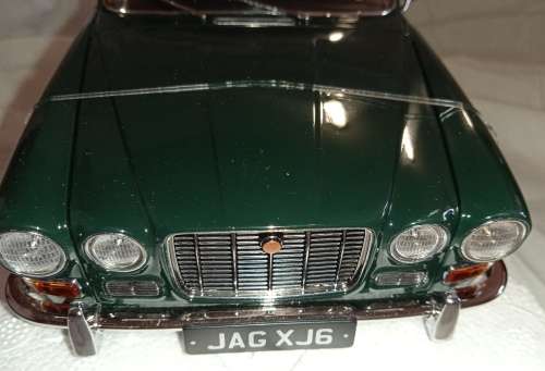 Jaguar XJ6 Series I 4.2 Racing Green 1971