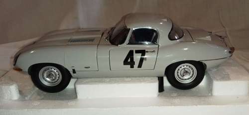 Jaguar E-Type Lightweight Coombs  4WP #47 Grey