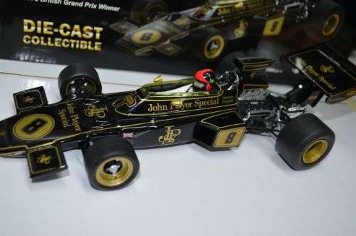 Team Lotus JPSType 72D #8 Emerson Fittipaldi