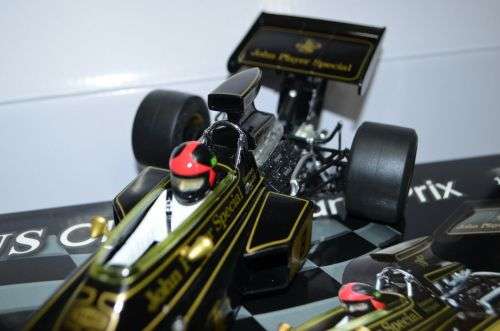 Team Lotus JPSType 72D #8 Emerson Fittipaldi