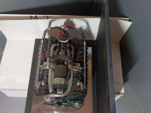 Pierce Arrow 1933 1:12 scale Display Diecast Scale Model Engine