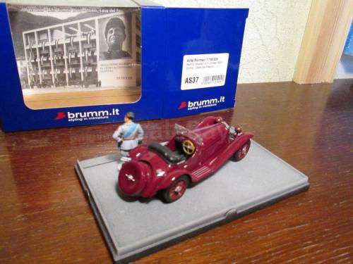 Alfa Romeo 1750GS Benito Mussolini Figure Included