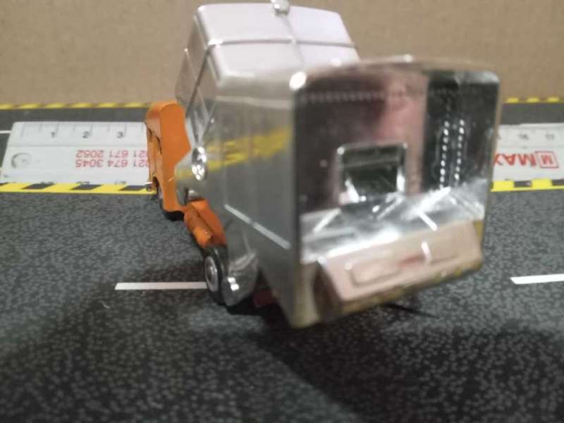 Husky Diecast Garbage Truck