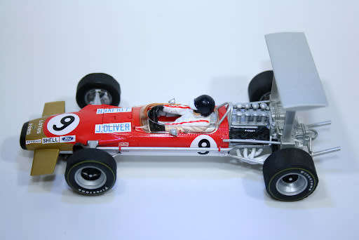 Team Lotus Type 49 Vs McLaren M7c