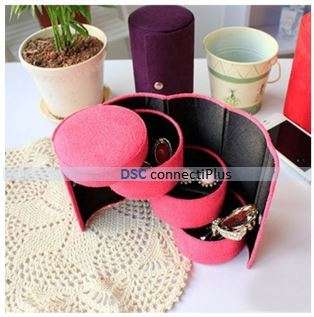 Amazing New Display Flannel Round Portable Jewelry Case Organizer for Jewelry Storage..!