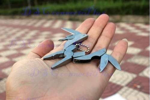 Portable Stainless Steel Multifunctional Folding Pliers Foldaway Knife Keychain Screwdriver Camping