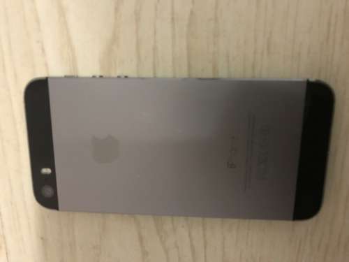 Apple iPhone 5s 16GB - Space Gray