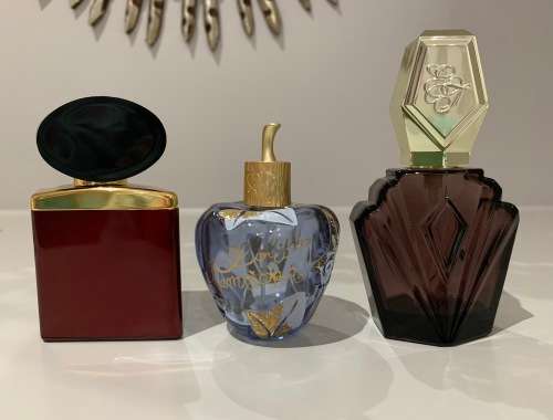 Lot of 11 perfume bottles