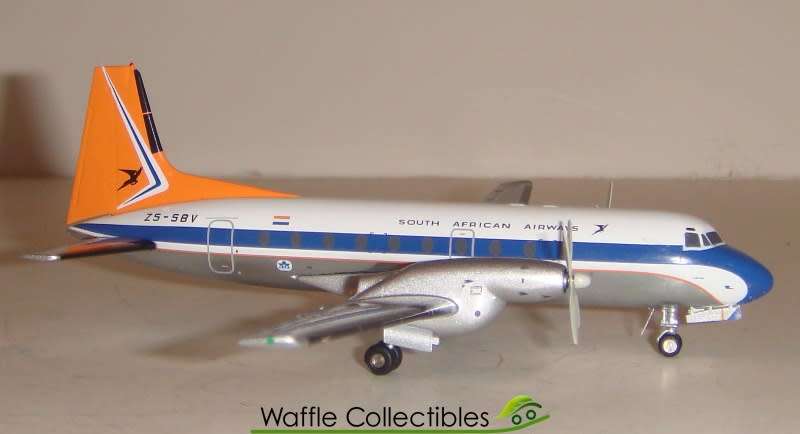 HAWKER SIDDELEY HS.748 SOUTH AFRICAN AIRWAYS ZS-SBV 1/200 MODEL FROM AVIATION200