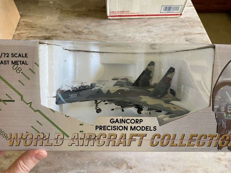 Gaincorp Sukhoi SU-30KN Flanker 1:72 Diecast #302 New Unopened with Stand