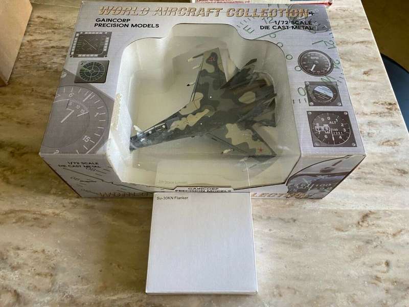 Gaincorp Sukhoi SU-30KN Flanker 1:72 Diecast #302 New Unopened with Stand