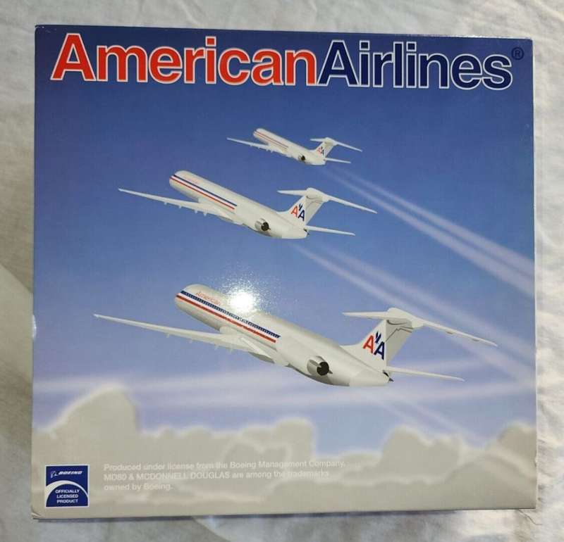 JET-X - MCDONNELL DOUGLAS MD82 - AMERICAN AIRLINES - SCALE 1/200