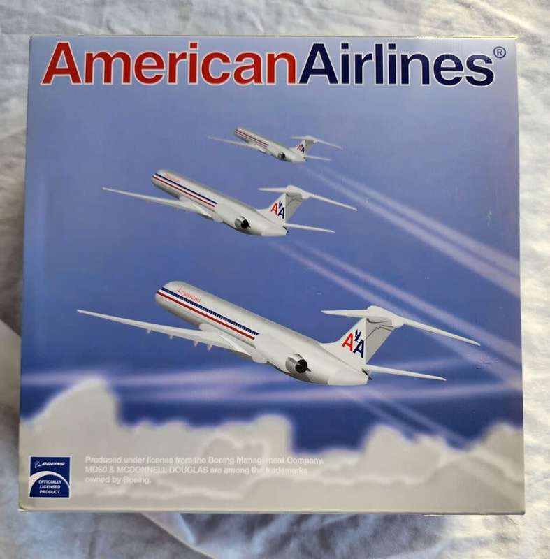 JET-X - MCDONNELL DOUGLAS MD82 - AMERICAN AIRLINES - SCALE 1/200