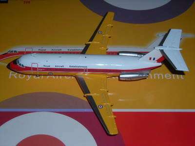 INFLIGHT 200 1/200 ROYAL AIRCRAFT ESTABLISHMENT BAC 111-201AC IF111007