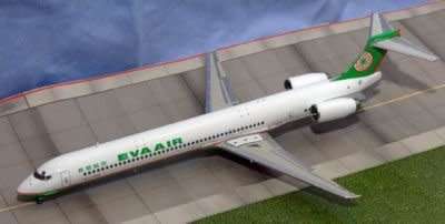 Jet-x 1:200 EVA Air MD-90 `Goodbye MD-90` B-17925