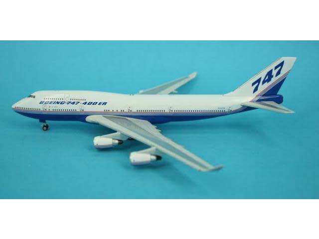 Phoenix Models Boeing Industries Boeing B747-400ER N747ER 1:400