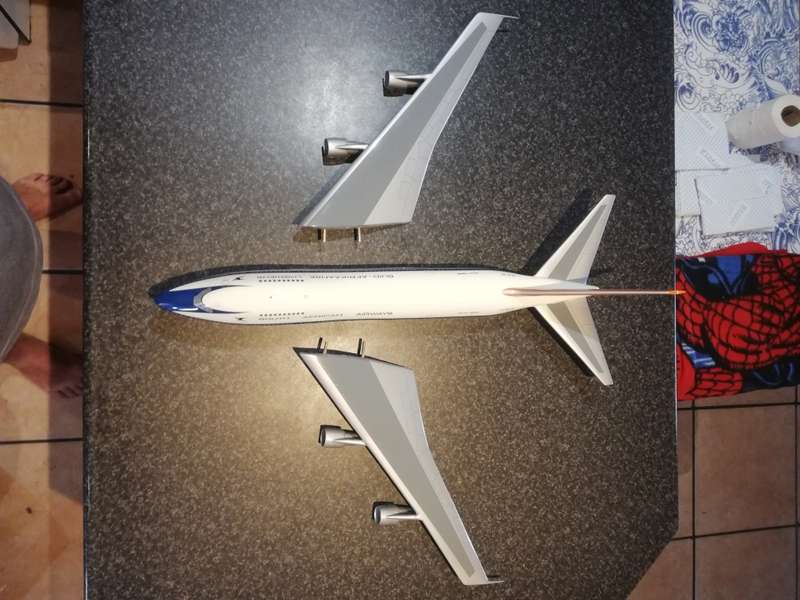 1:100 display model south african airways b747sp ZS-SPF