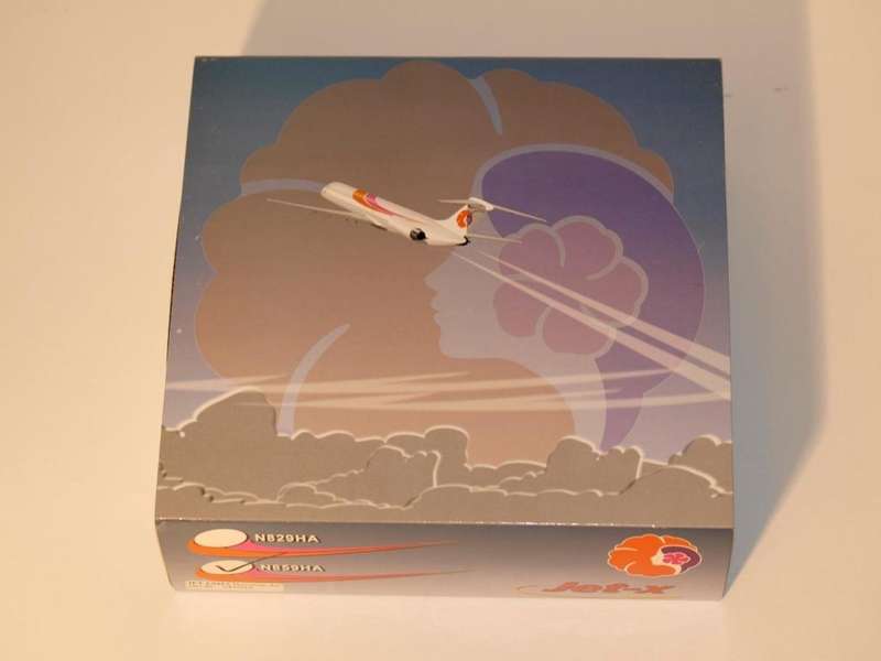 JET-X HAWAIIAN AIR MD-80 1:200 SCALE DIECAST MODEL